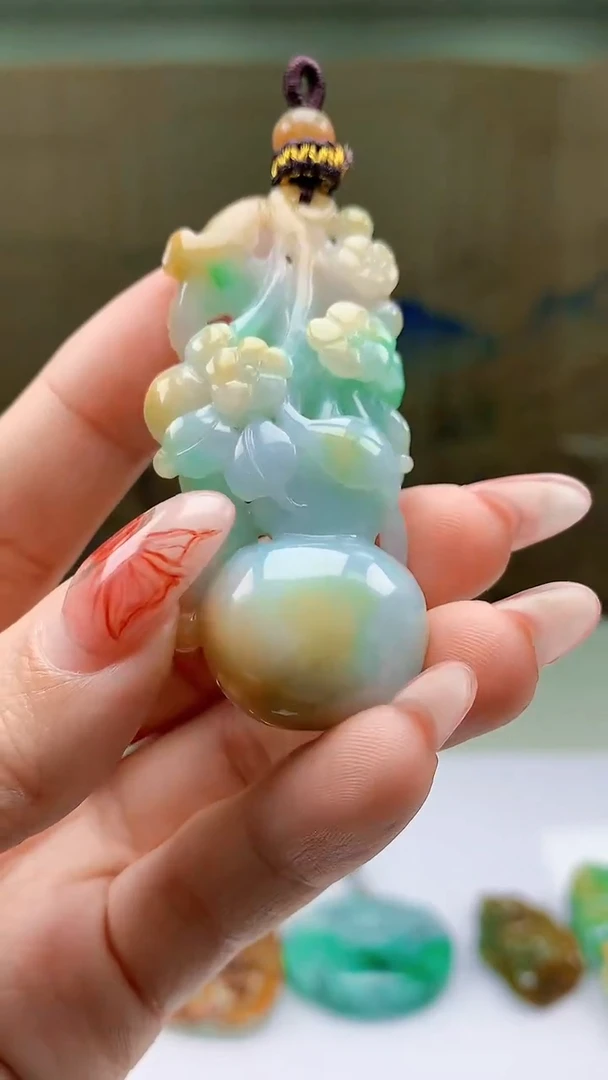 【闪购商品】定制翡翠未镶嵌4902ty-毛货挂件95