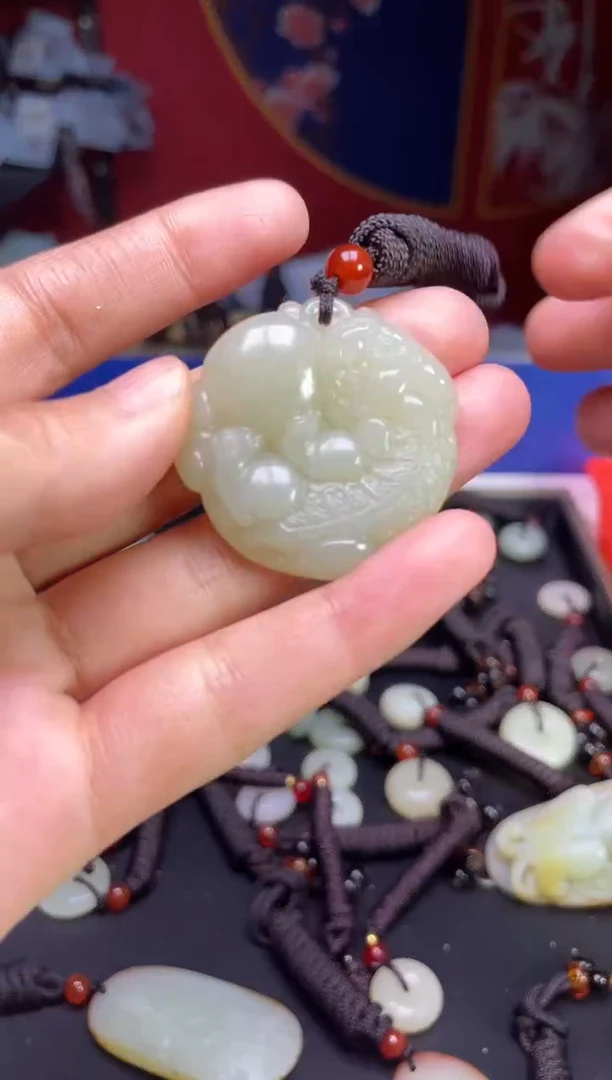 颈饰未镶嵌和田玉123