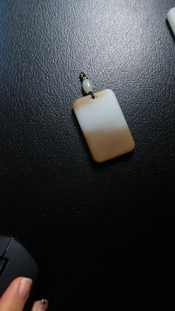 颈饰未镶嵌和田玉无事牌