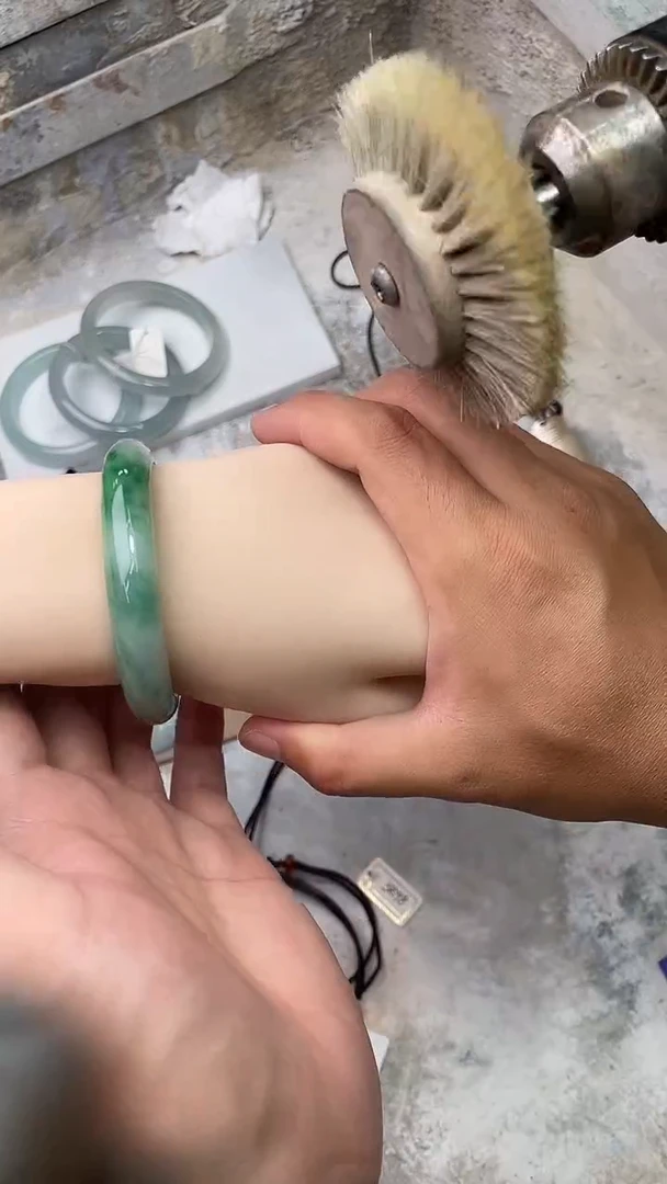 楚圣宸精品严选-1794正圈