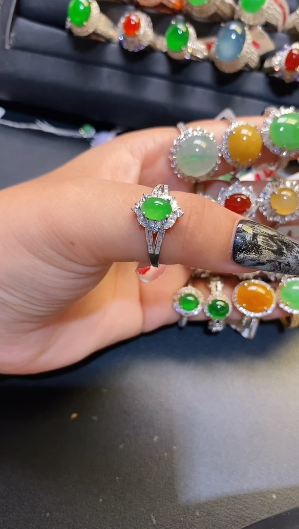 银S925镶嵌翡翠耳饰天然