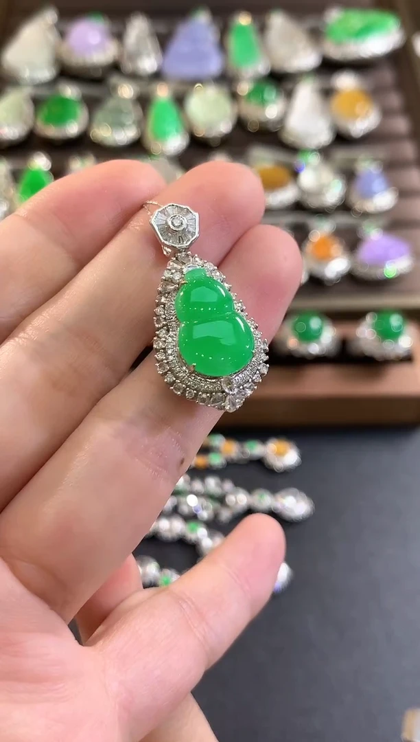 吊坠(不含链)18K金镶嵌翡翠d123