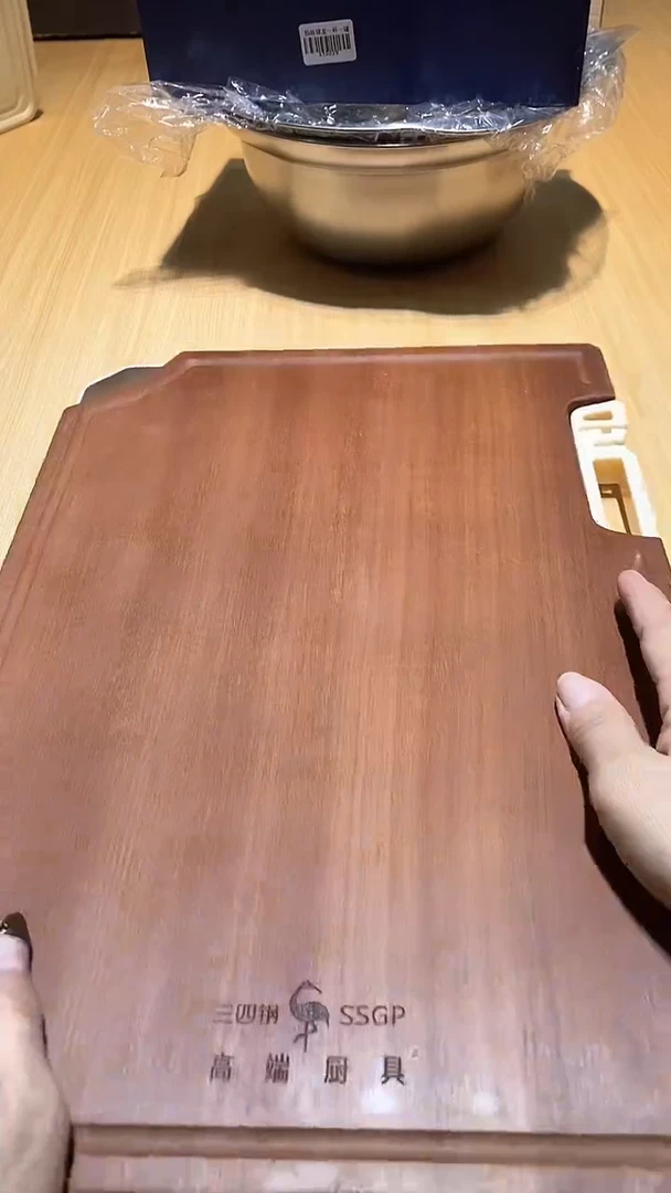 【闪购商品】瓷片锅碗瓢盆一件不剩