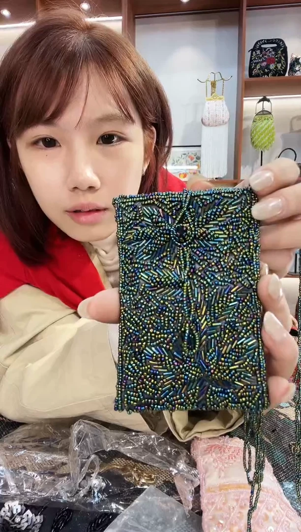 织物麦*?(微瑕福利不退换）手工珠珠包包腋下斜跨包手拿包