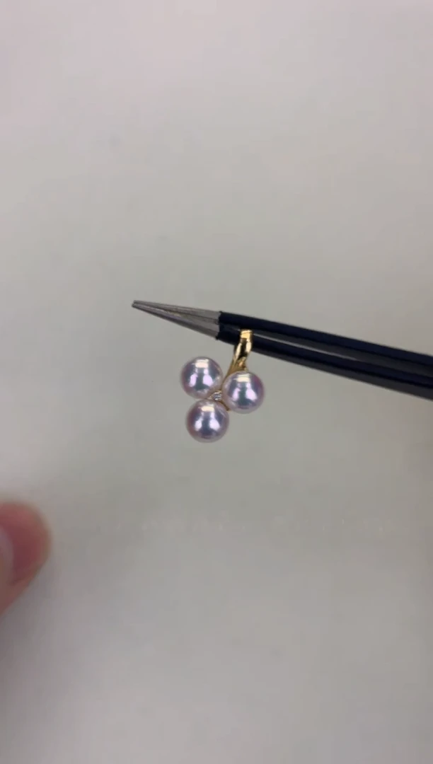18K金镶嵌DA海水珍珠 GD167 5-6 三叶草吊坠