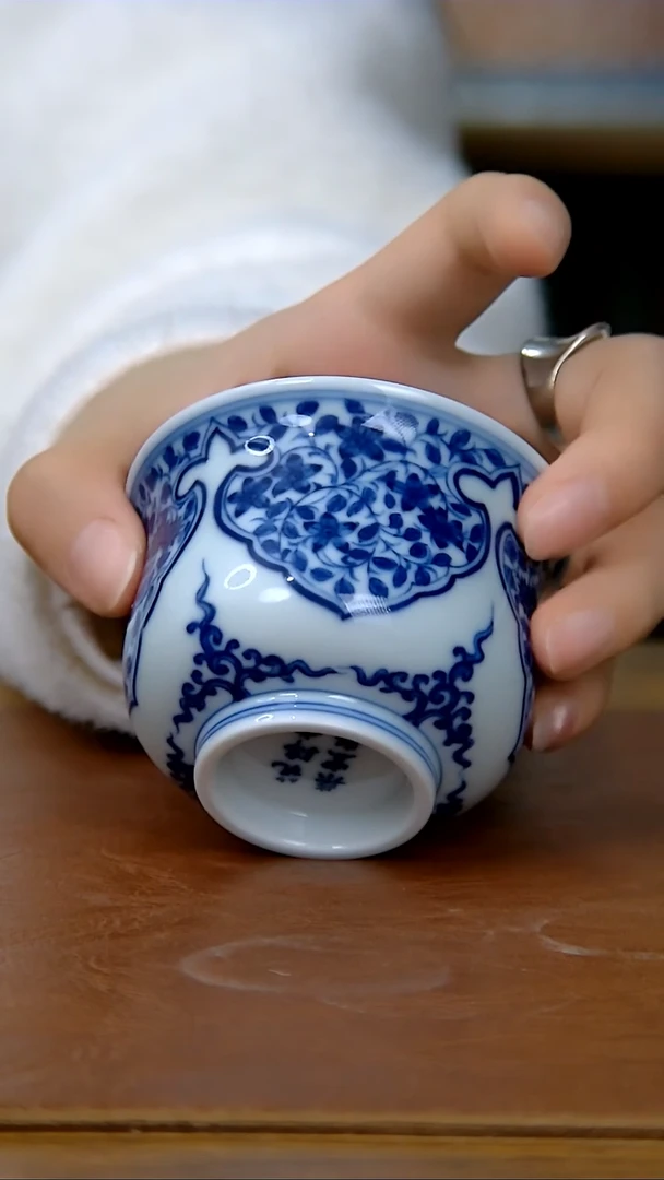 【闪购商品】如意纹炉式杯（柴窑）