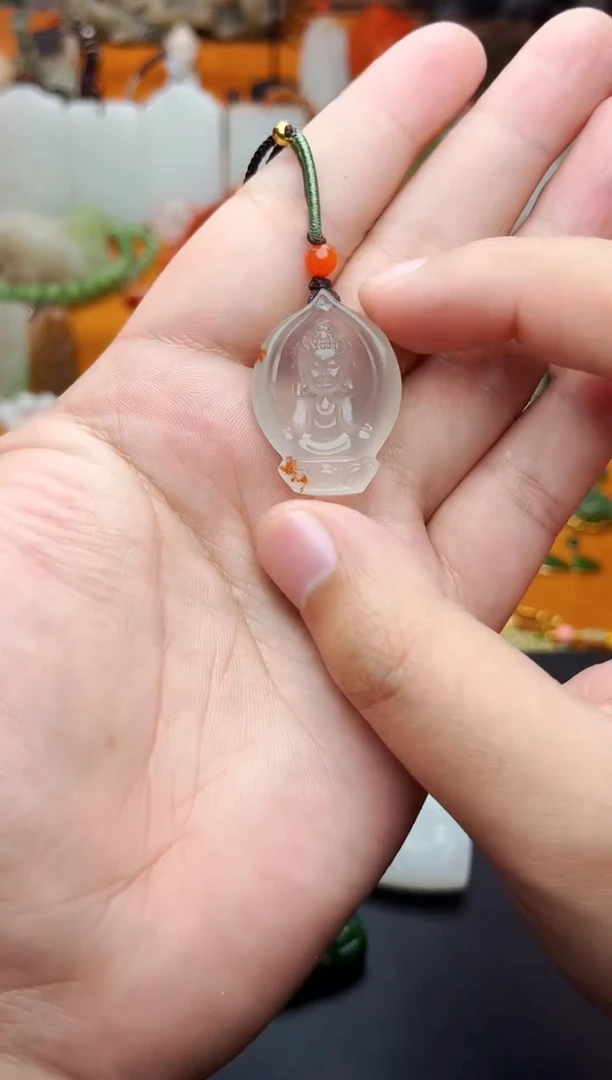 【闪购商品】南红玛瑙颈饰未镶嵌佛01