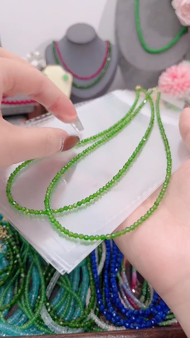 银S925镶嵌透辉石项链绿刻299