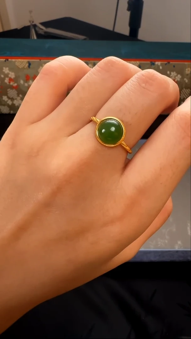 银S925镶嵌戒指和田玉和田玉碧玉戒指