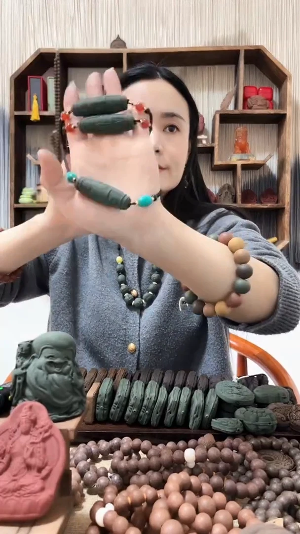 【闪购商品】泥塑青龙醒心红珠横穿九目