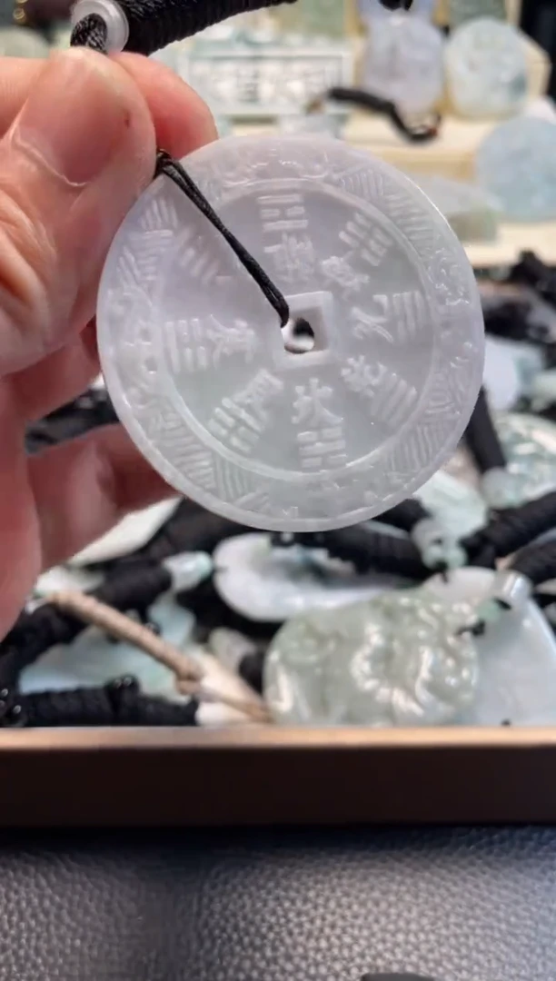 颈饰未镶嵌翡翠11/25/128