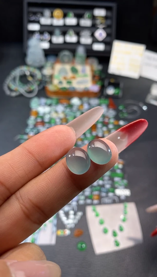 【闪购商品】翡翠挂件未镶嵌蛋面