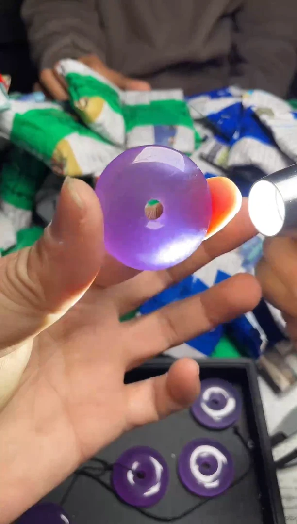 强子收货时尚吊坠Y-3