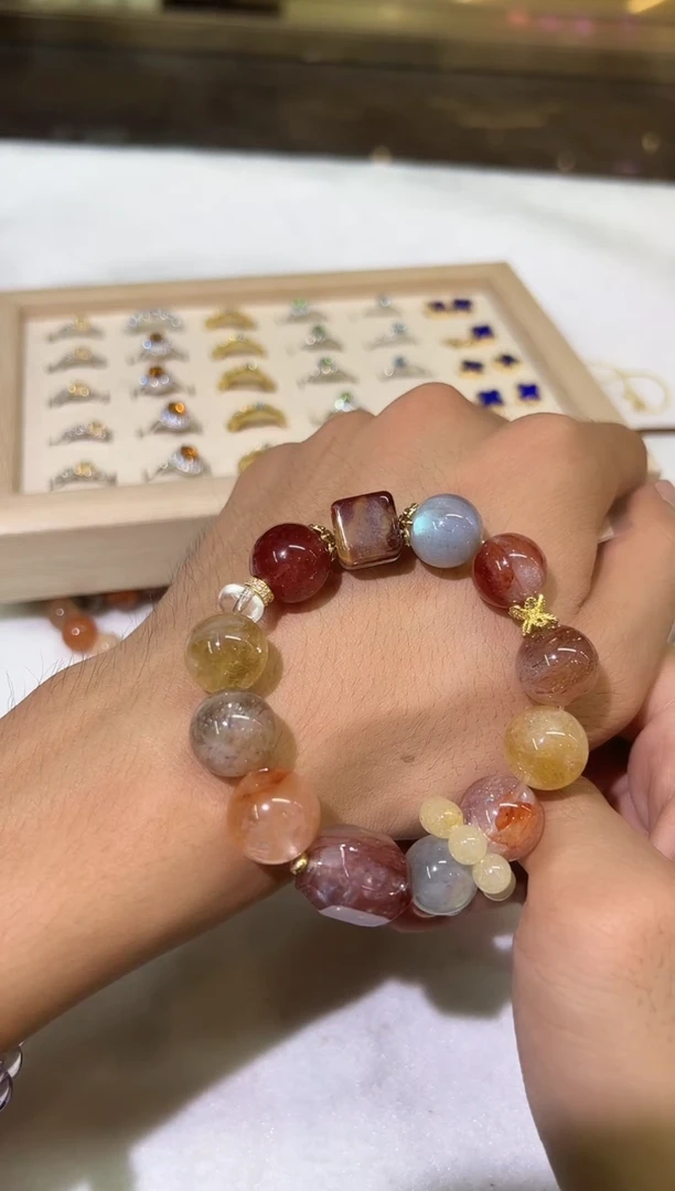 合金手串水晶多****卜CF水晶胶花手串 多样性发其一 13mm+ 拍3单