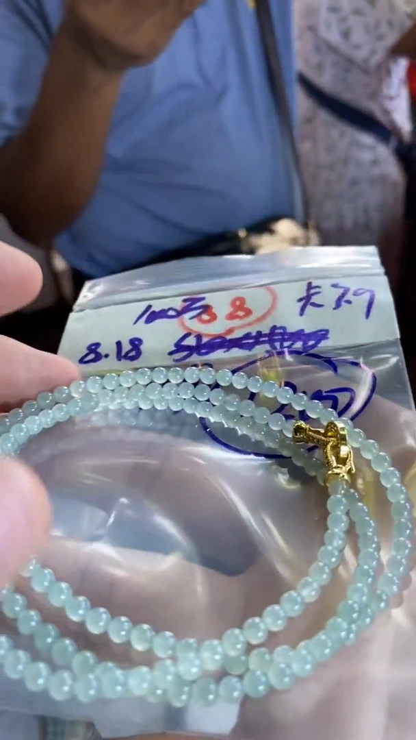 定制翡翠未镶嵌天然缅甸翡翠多样性