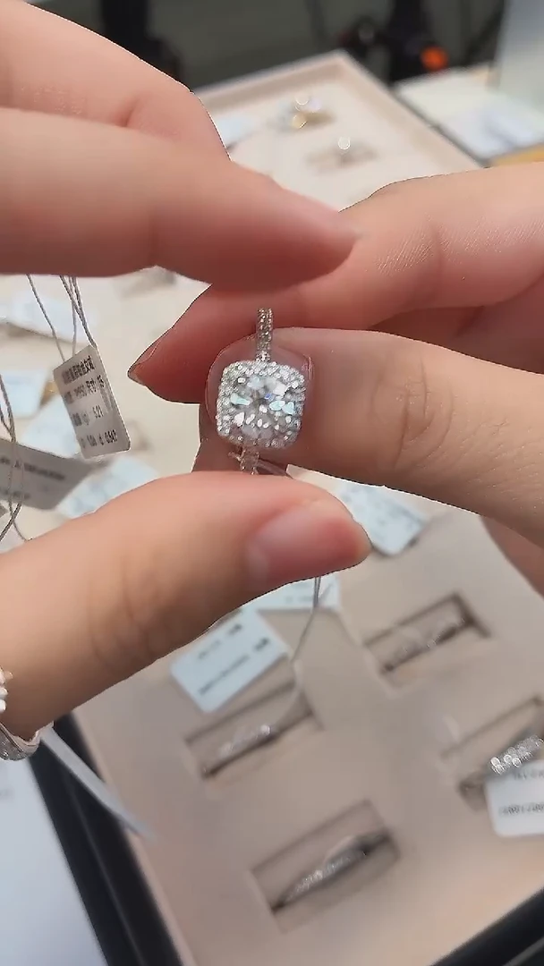 铂Pt950镶嵌实验室培育钻石方苞