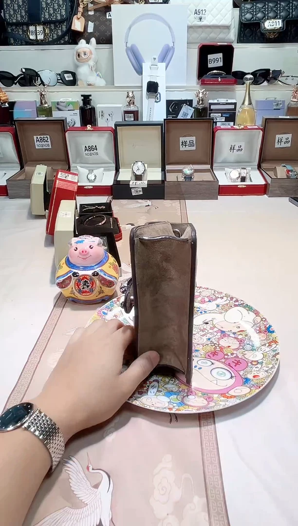 瓷片瓷器 库房到期 全部地板价@@1
