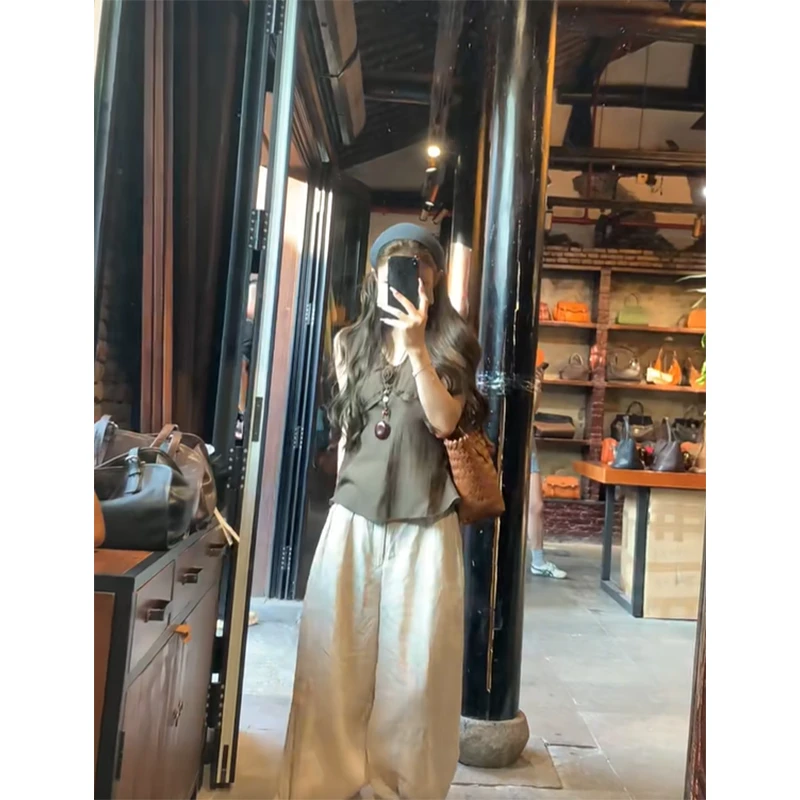 时尚穿搭女夏季V领无袖修身显瘦百搭小众法式上衣宽松阔腿休闲裤