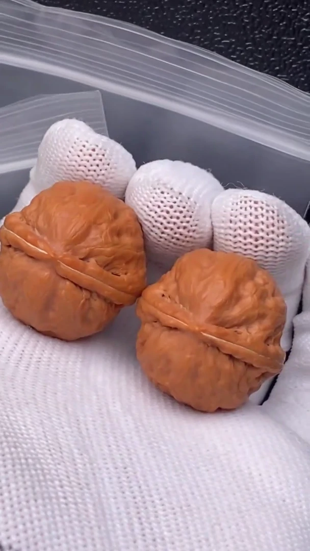 【闪购商品】文玩核桃把件金刚