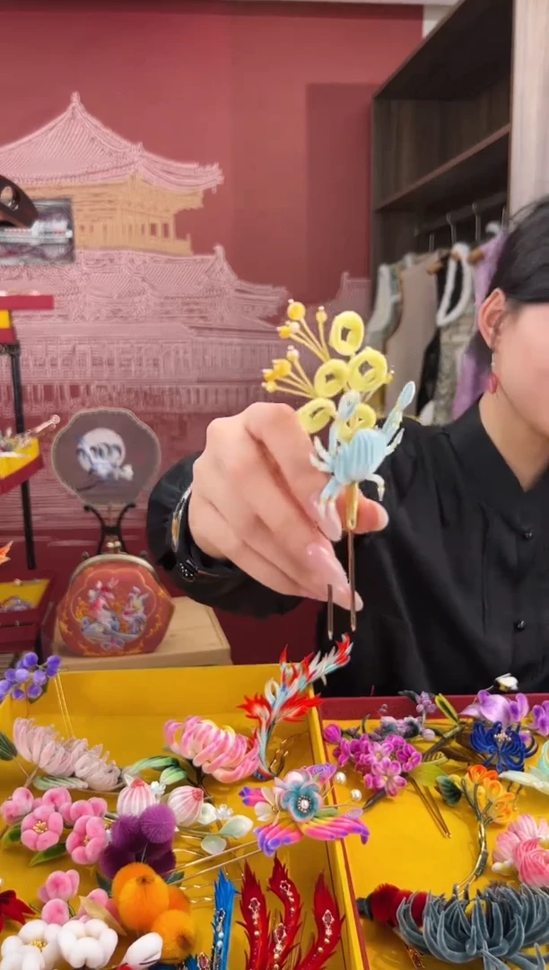 【闪购商品】刺绣非遗绒花（发饰）