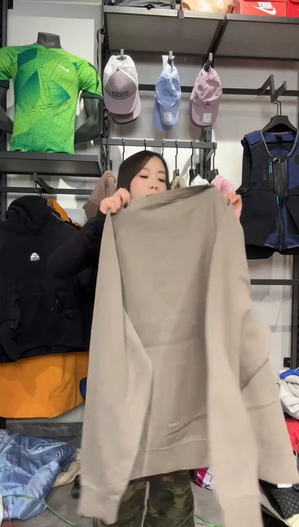 1420 编码 瑕疵款直播间过款为准 尺码   身高