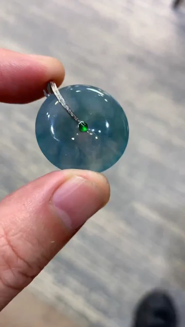 颈饰未镶嵌翡翠天然A货翡翠