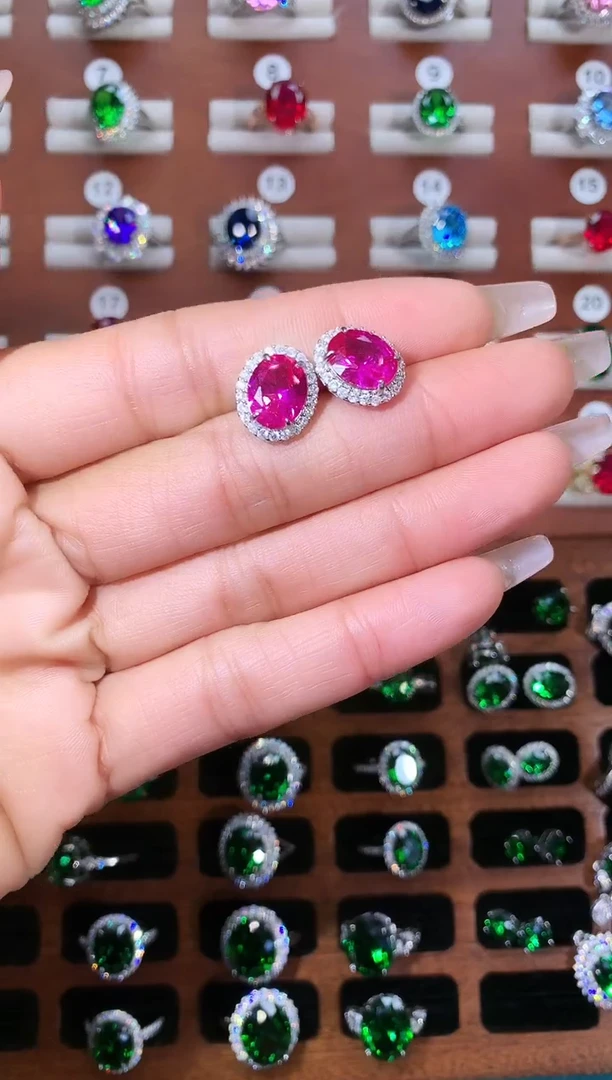 耳饰蓝宝石银S925镶嵌810白