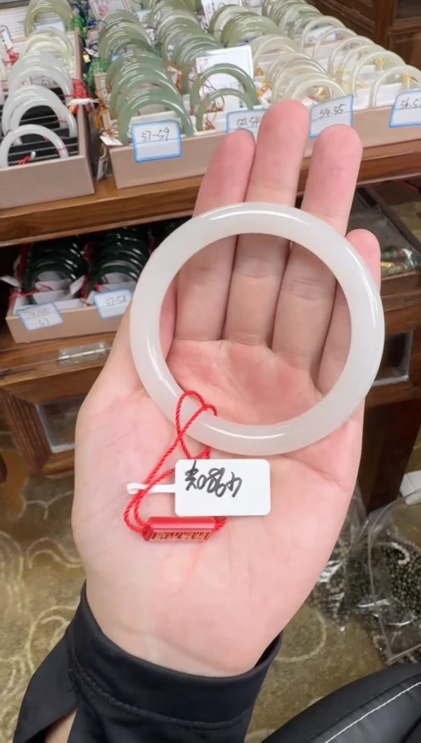 未镶嵌手镯和田玉60-