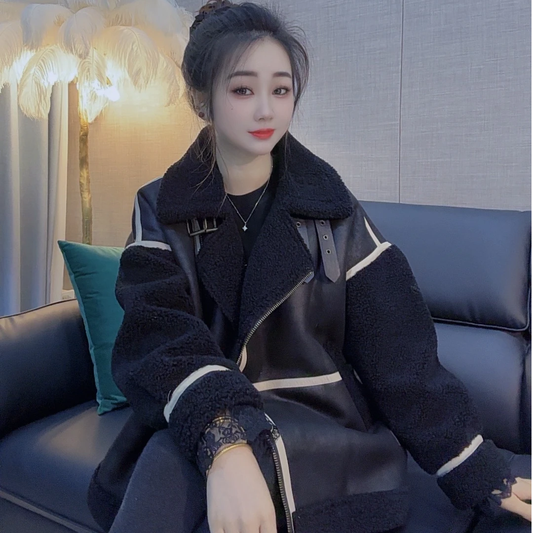 丹丹精选--118新款毛毛翻领拼接条拉链机车服外套