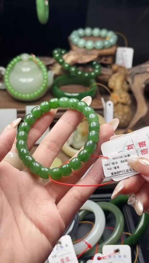未镶嵌手串和田玉卡9俄料碧玉 极限弧9011666