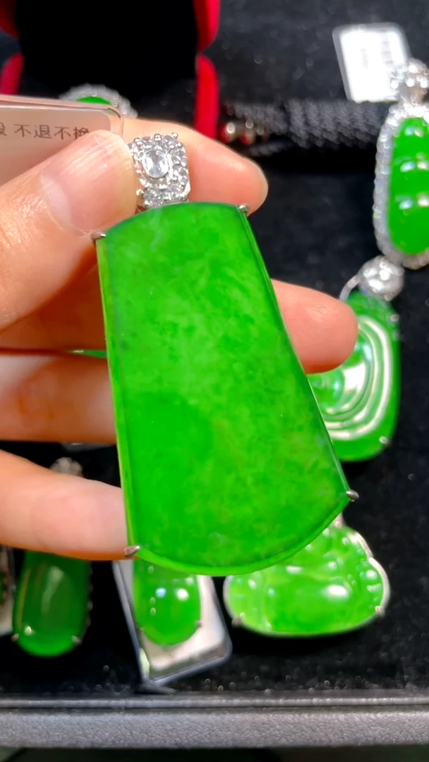 翡翠银S925镶嵌吊坠(不含链)吊坠