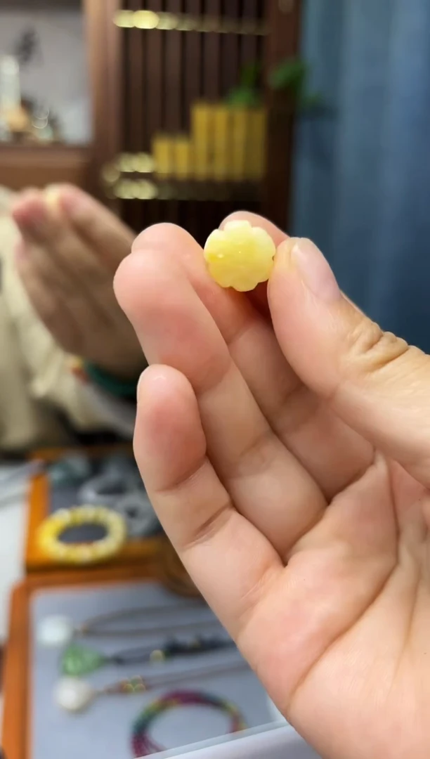 裸石蜜蜡未镶嵌蜜蜡花配饰GW
