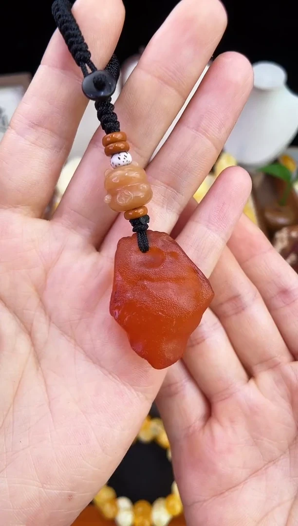 琥珀未镶嵌珠宝奇石柒月