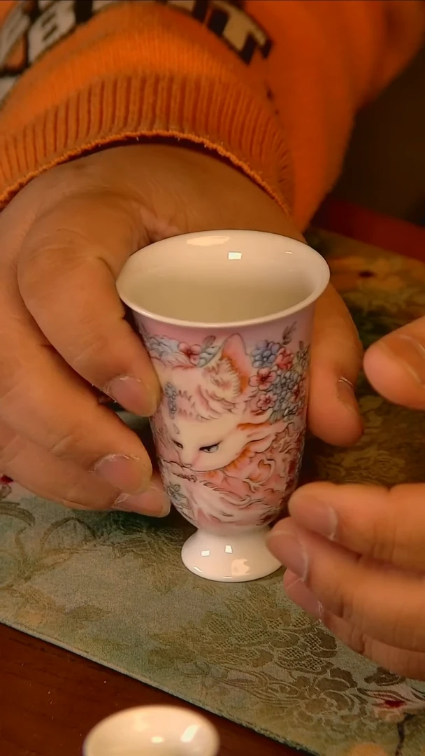 杯手工手绘杯杯很美丽