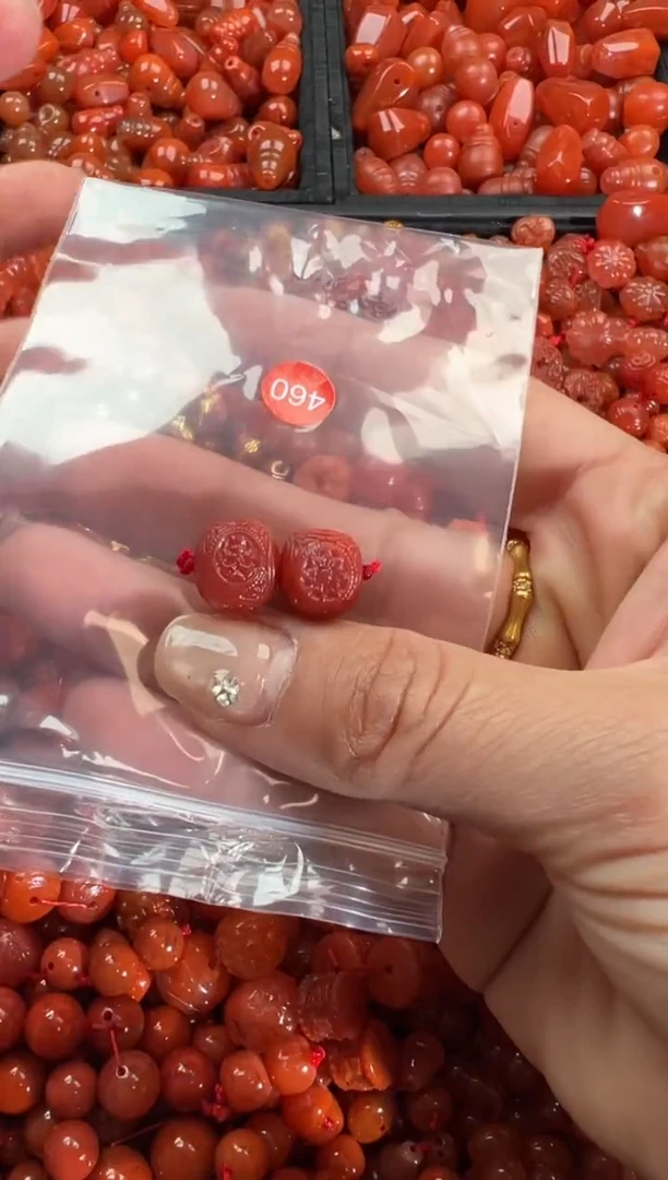 【闪购商品】南红玛瑙颈饰未镶嵌1