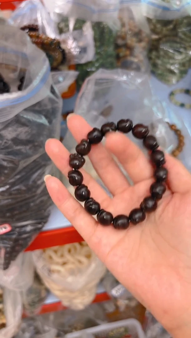 吊坠菩提根/象牙果A18  A18微瑕猫爪