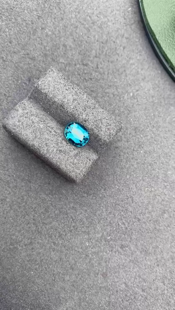 【闪购商品】碧玺裸石未镶嵌1.7ct蓝碧玺