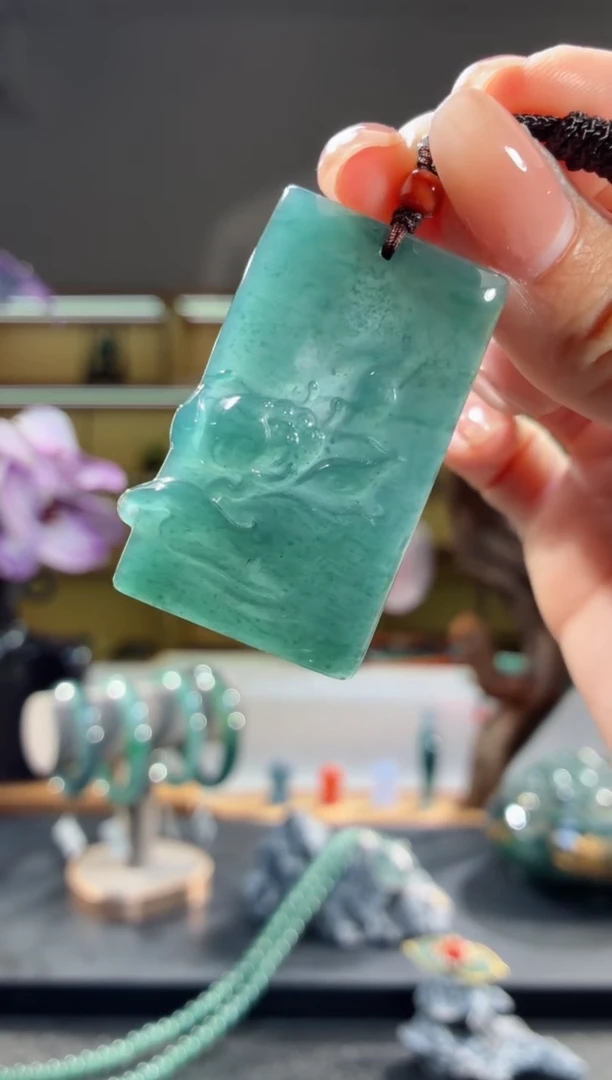 吊坠(不含链)未镶嵌翡翠花牌