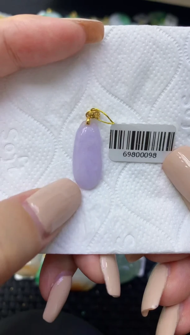 颈饰未镶嵌翡翠天然缅甸翡翠A货