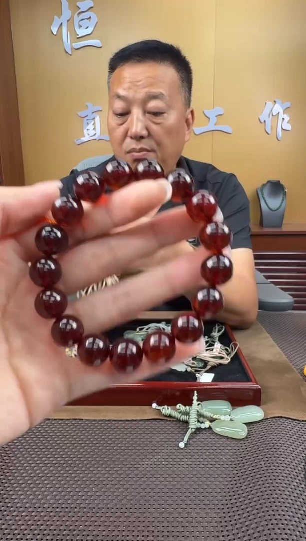 未镶嵌颈饰琥珀11-12手串