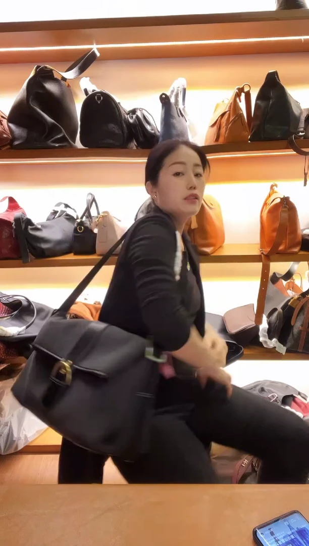 牛皮（革）高端订制时尚百搭女士手提斜跨包