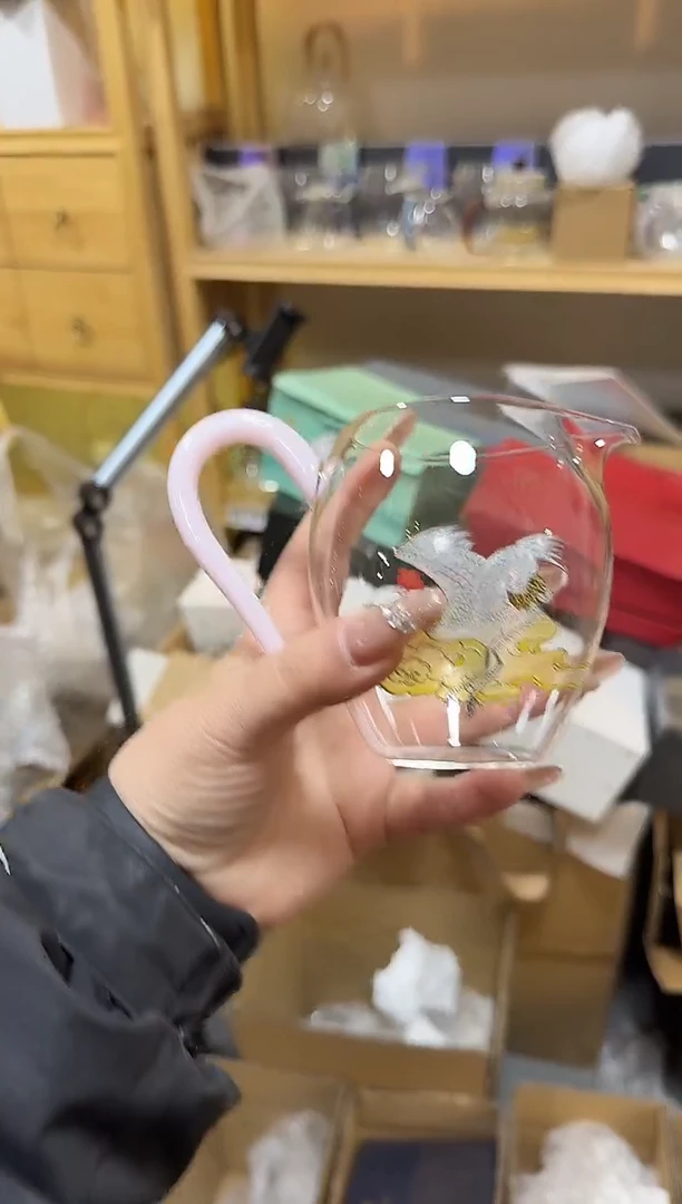 乳粉仙鹤手绘怡然公道杯