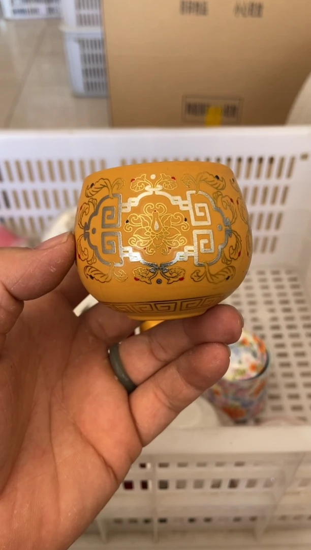 杯无运费险有瑕疵的摄影的产品有使用过的痕迹有点脏介意勿拍