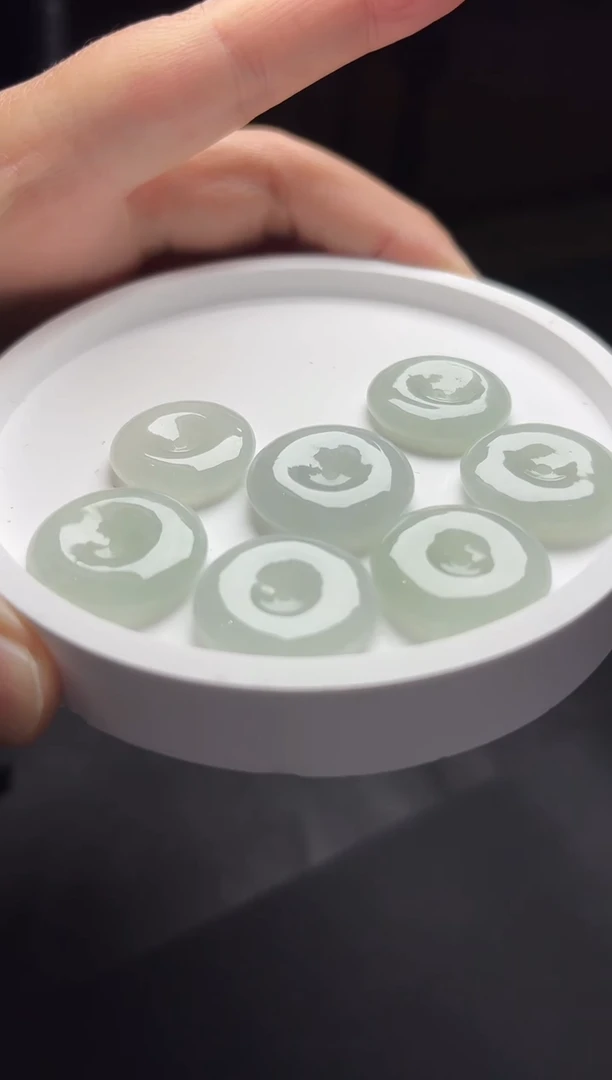 【闪购商品】翡翠颈饰未镶嵌YM1133-2平安扣多样性发一