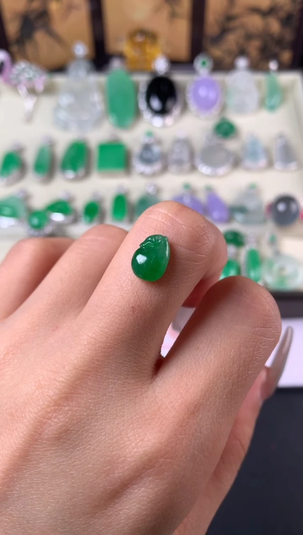 未镶嵌定制翡翠裸石（镶嵌定制）