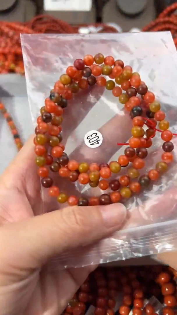 南红玛瑙手串未镶嵌1
