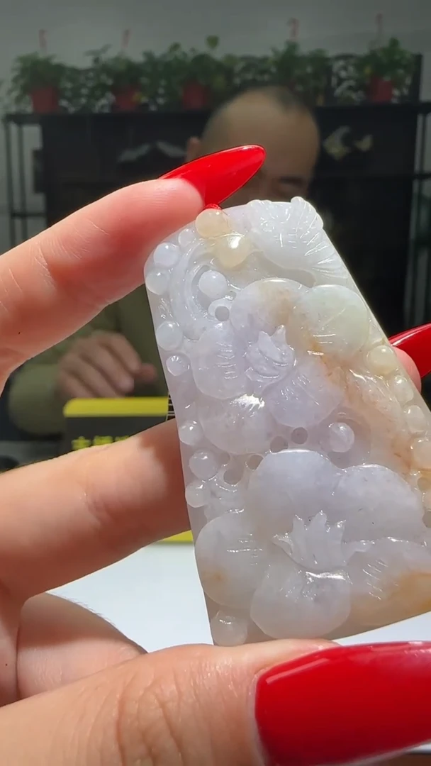 【闪购商品】翡翠颈饰未镶嵌天然翡翠A货吊坠