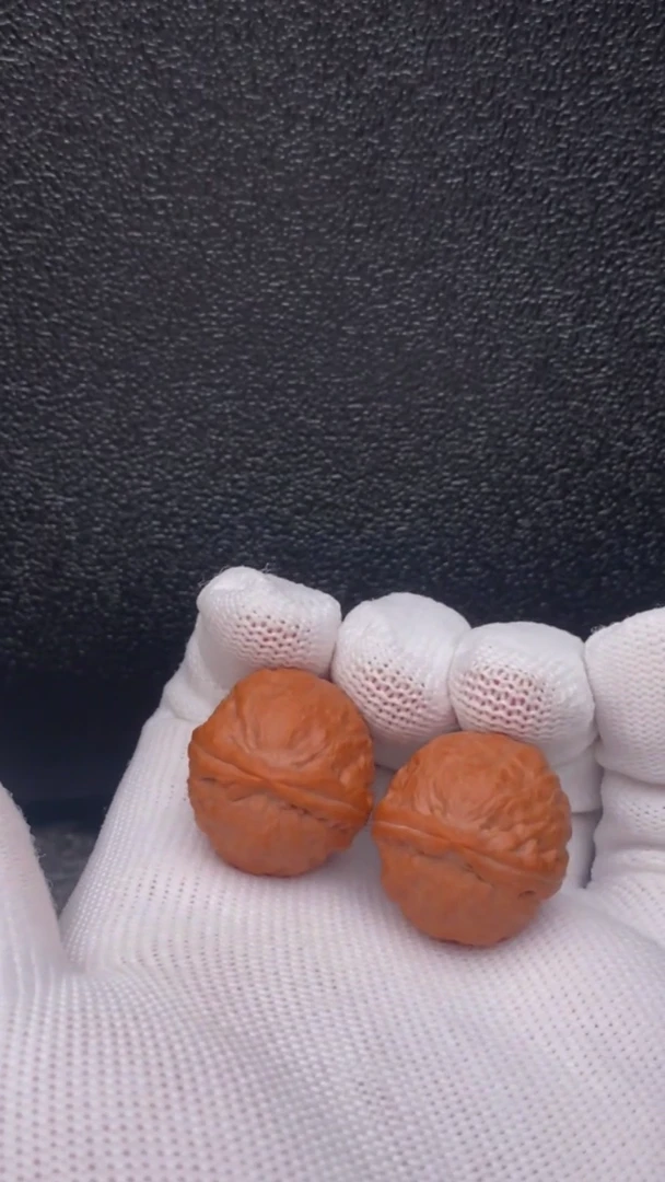 【闪购商品】文玩核桃把件小绣球