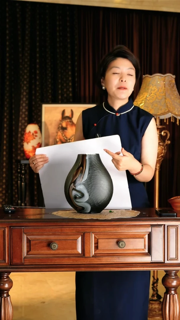琉璃手工艺品磨刻