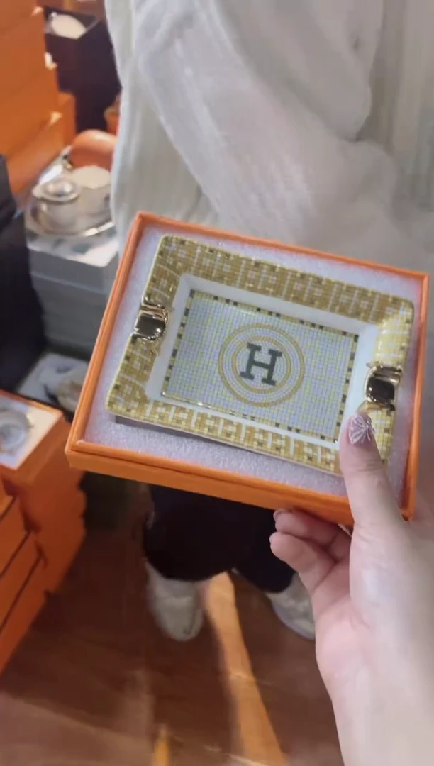 【闪购商品】杯鸿辉家品牌瓷器，京东包邮！